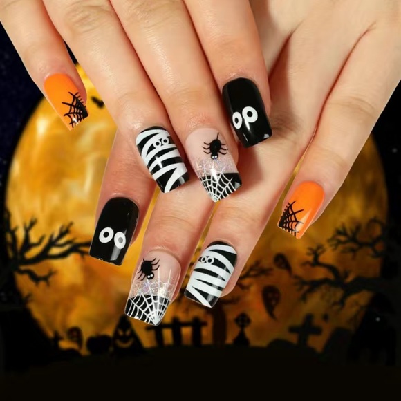 Halloween Press On Nails - Picture 5 of 7